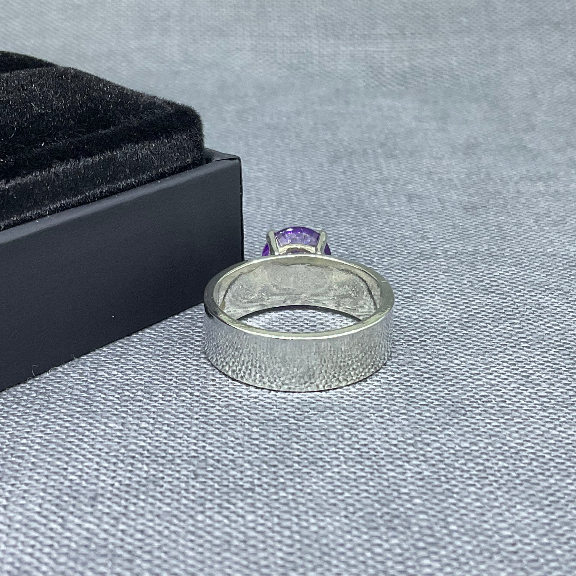 Amethyst Solitaire Sterling Silver Ring, Size M / US 6 1/4