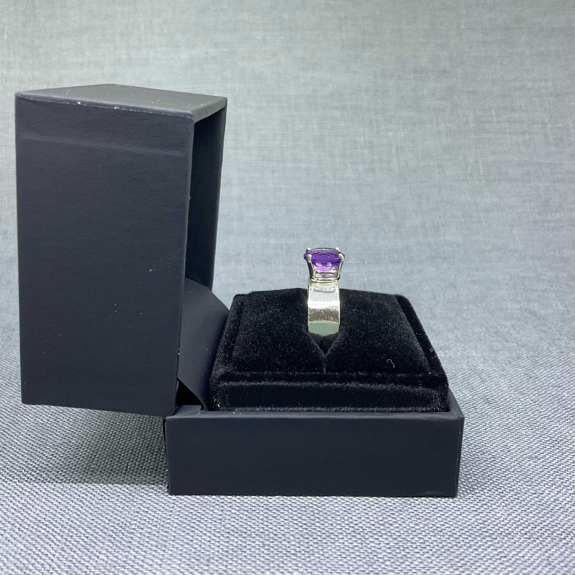 Amethyst Solitaire Sterling Silver Ring, Size M / US 6 1/4