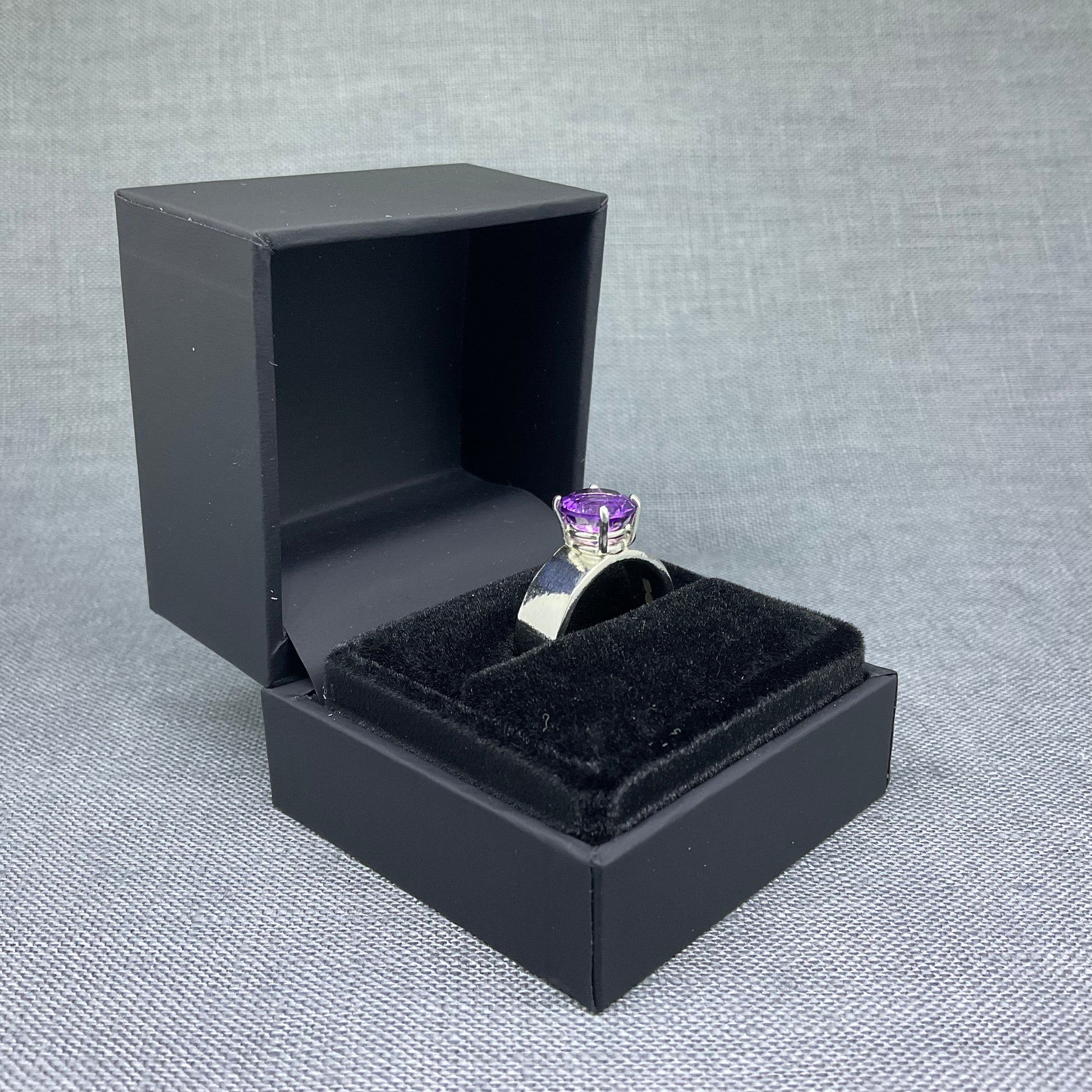 Amethyst Solitaire Sterling Silver Ring, Size M / US 6 1/4